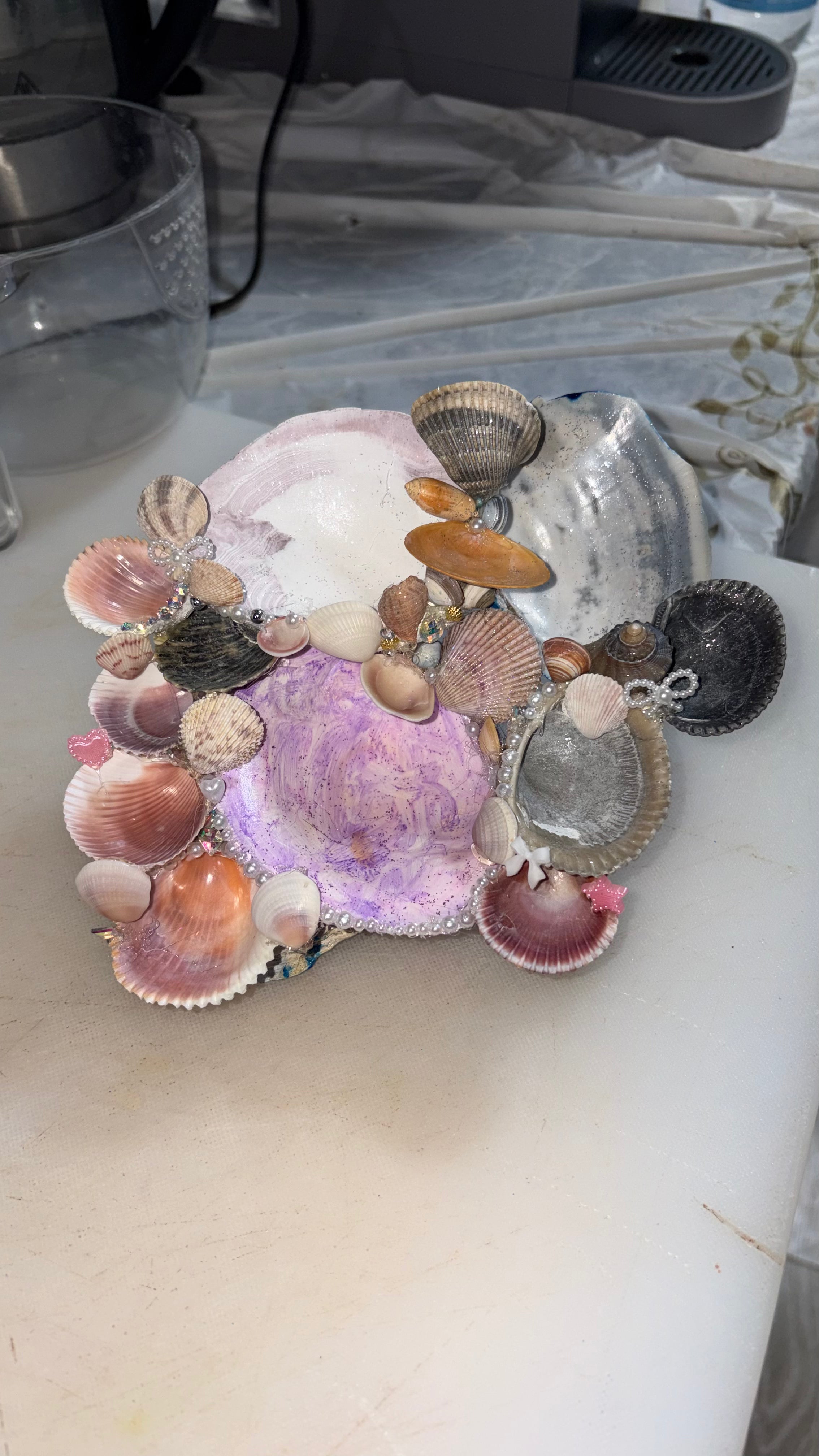 Seashell jewelry holder