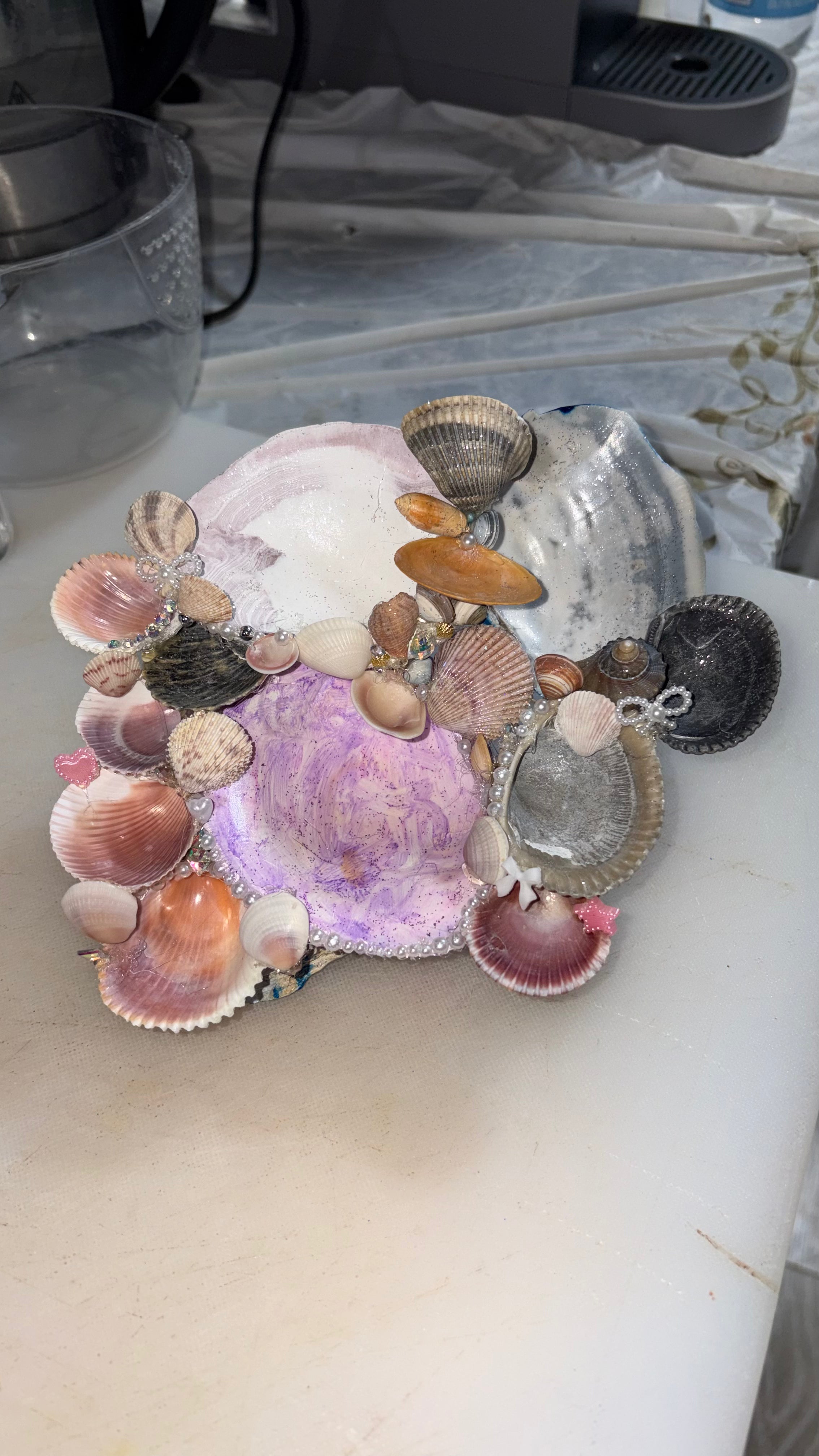 Seashell jewelry holder